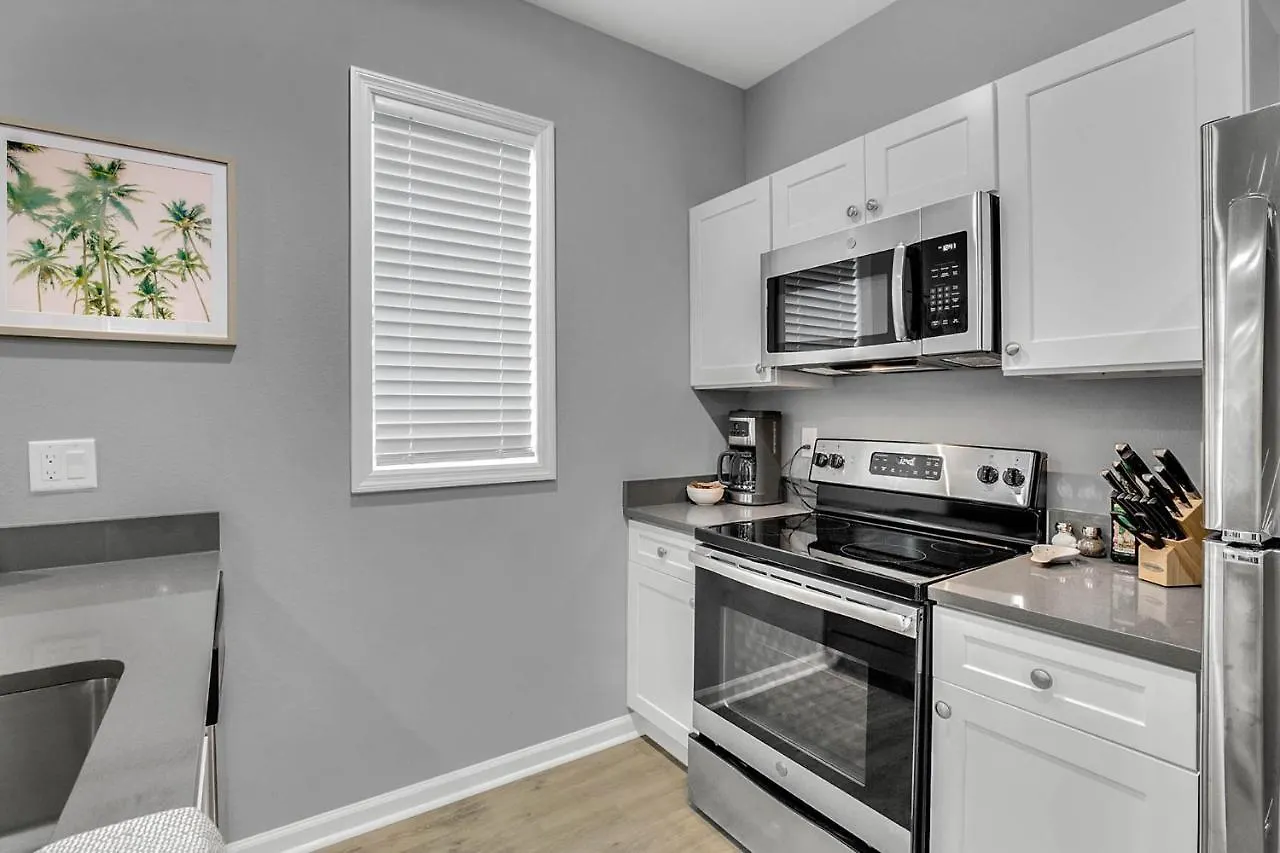 New 1/1 :Loft Minutes From Heart Of Tampa -Unit C Apartment United States